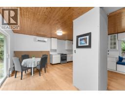 436 Hemlock Ave, Gabriola Island, BC V0R1X1 Photo 8