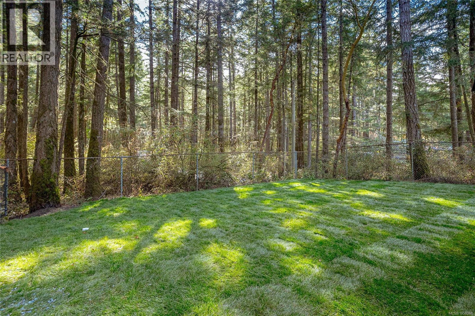 661 Millstream Lake Rd - Image 25