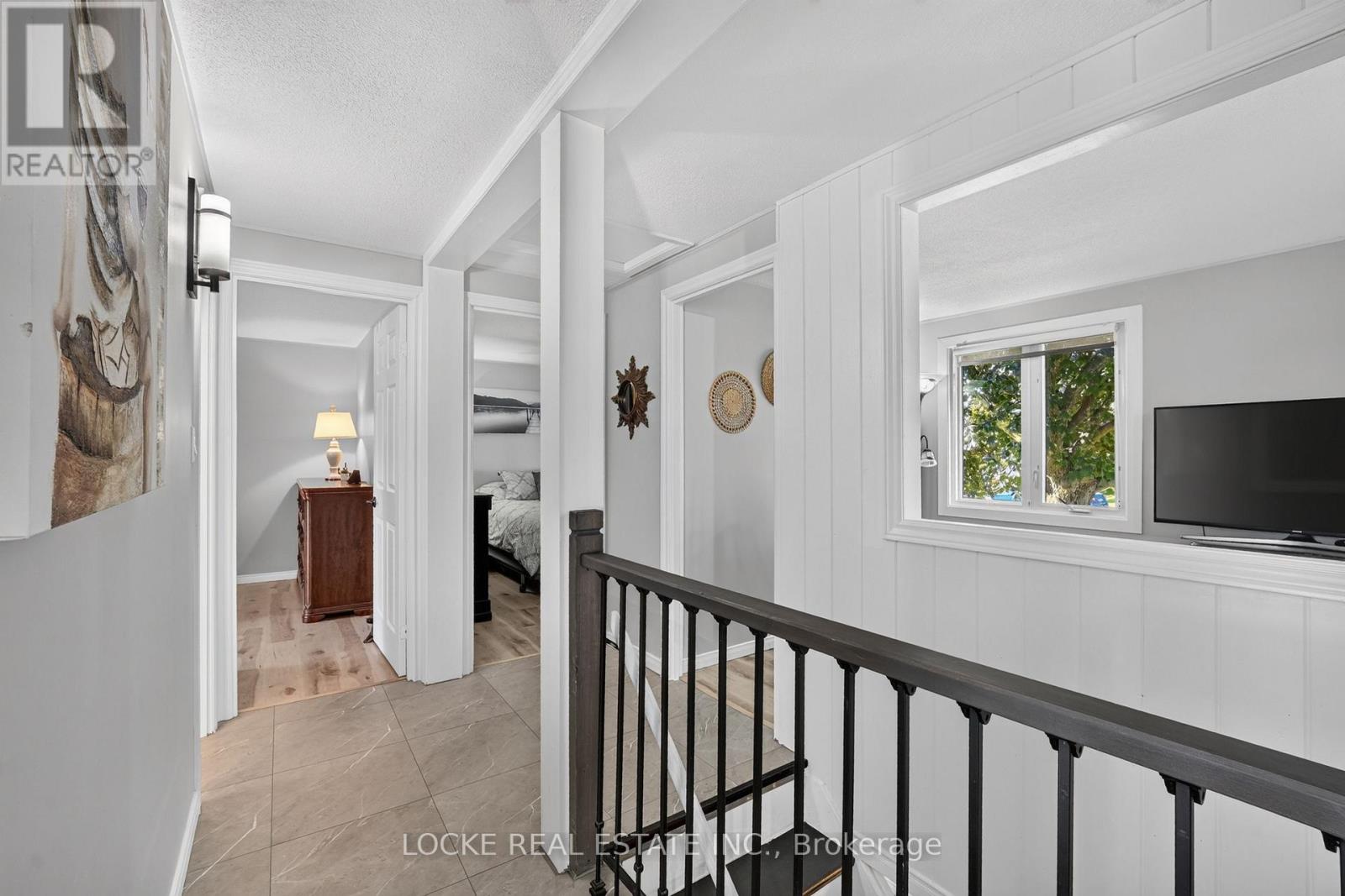 1501 QUEENSWOOD CRESCENT - Image 20