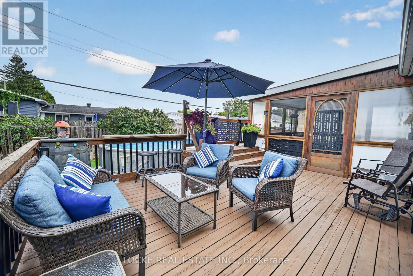 1501 QUEENSWOOD CRESCENT - Image 37
