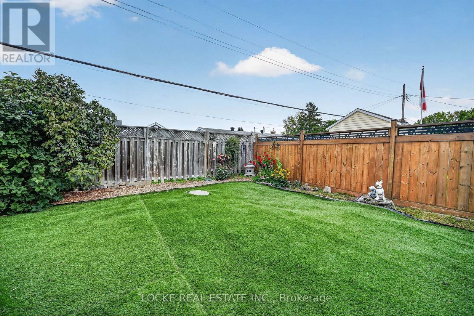 1501 QUEENSWOOD CRESCENT - Image 43