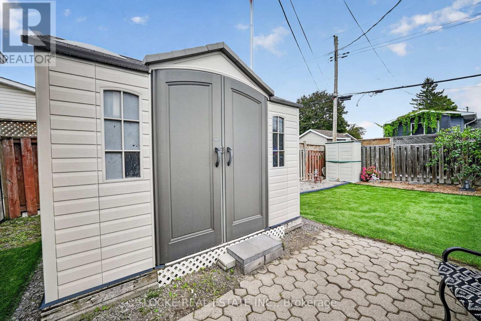 1501 QUEENSWOOD CRESCENT - Image 44