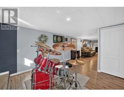 1501 Queenswood Crescent, Ottawa, ON K1E1L3 Photo 31