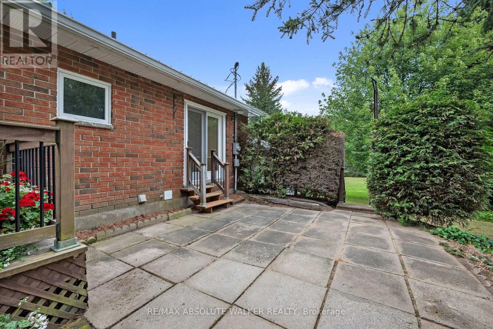 4 Bed, 2 Bath House for Sale in Ottawa – 1954 FORCED ROAD, Ottawa – MLS# X13824616 - Image 41