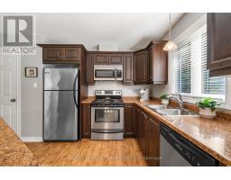 19 Hickory Drive, North Grenville, ON K0G1J0 Photo 12