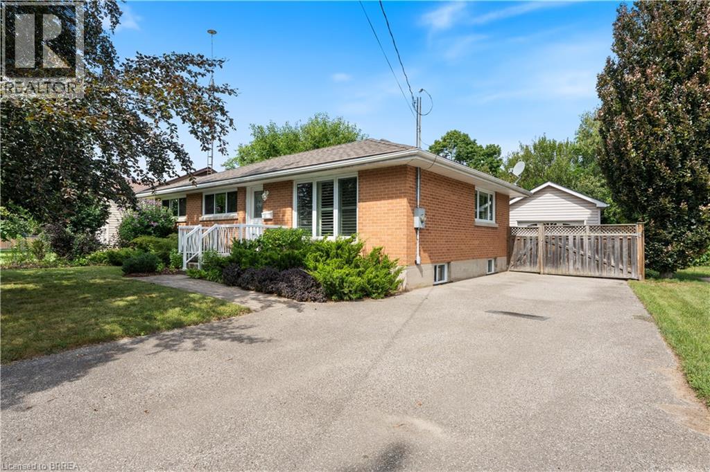25 WAYNE Drive, Brantford
