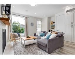 5pc Bathroom - 4629 72 Street Nw, Calgary, AB T3B2L3 Photo 7