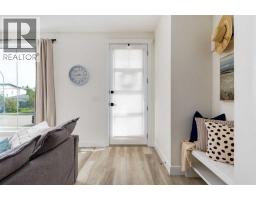 4629 72 Street NW - photo 3
