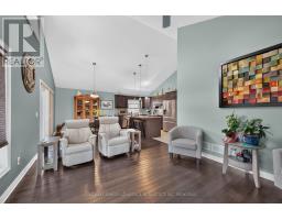 211 Classic Avenue, Welland, ON L3B0A3 Photo 12
