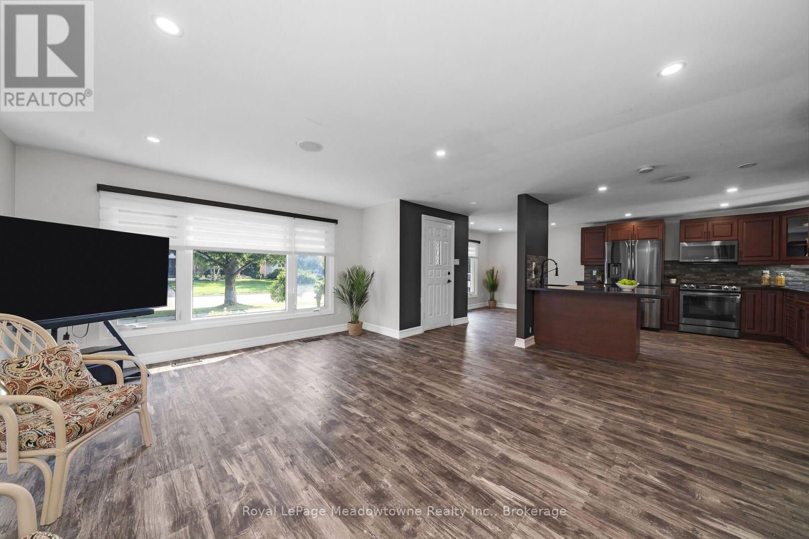 96 MACDONALD CRESCENT, Milton (DP Dorset Park) — photo 5