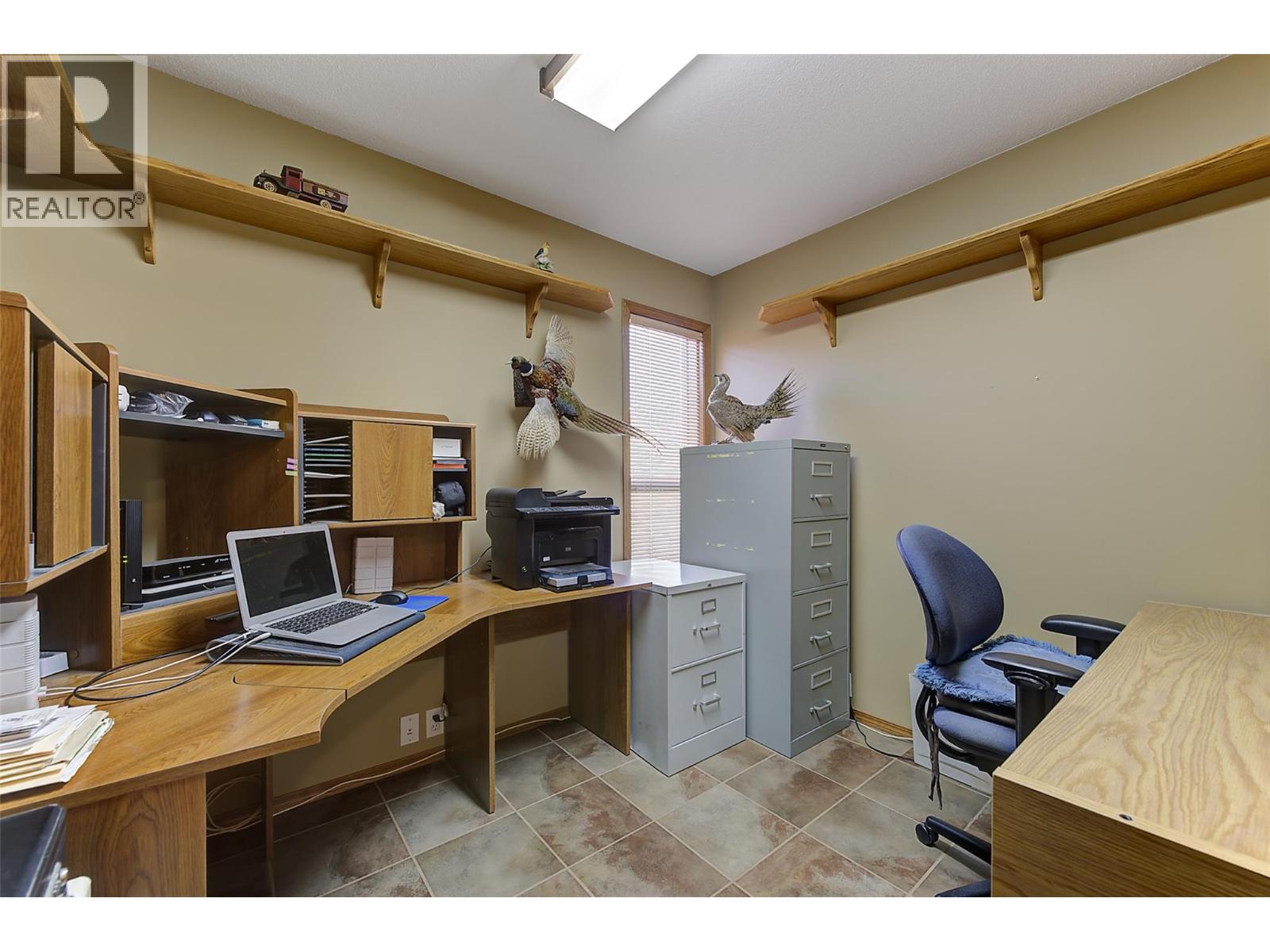  1385 Mountain Avenue, Kelowna