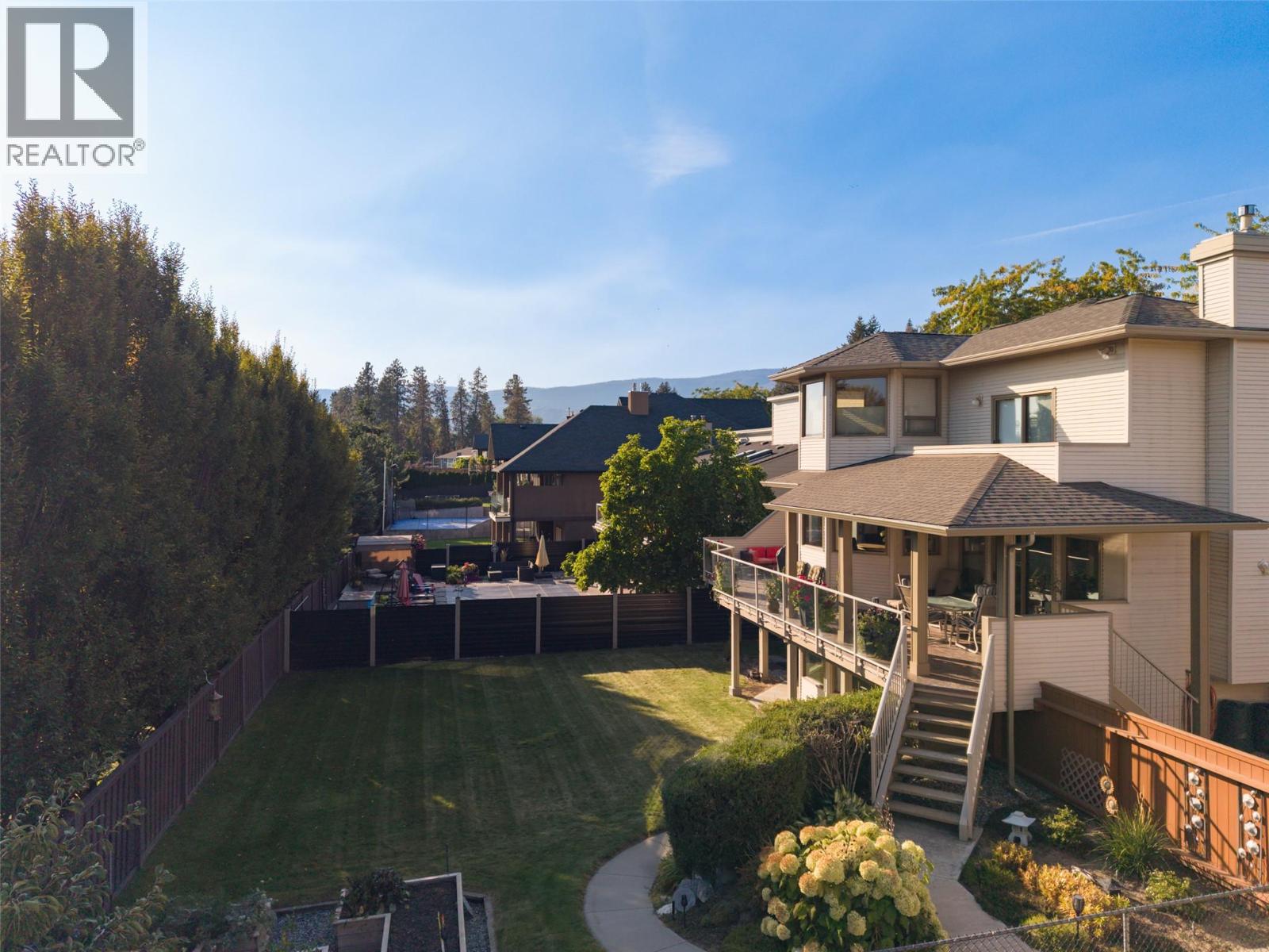  1385 Mountain Avenue, Kelowna