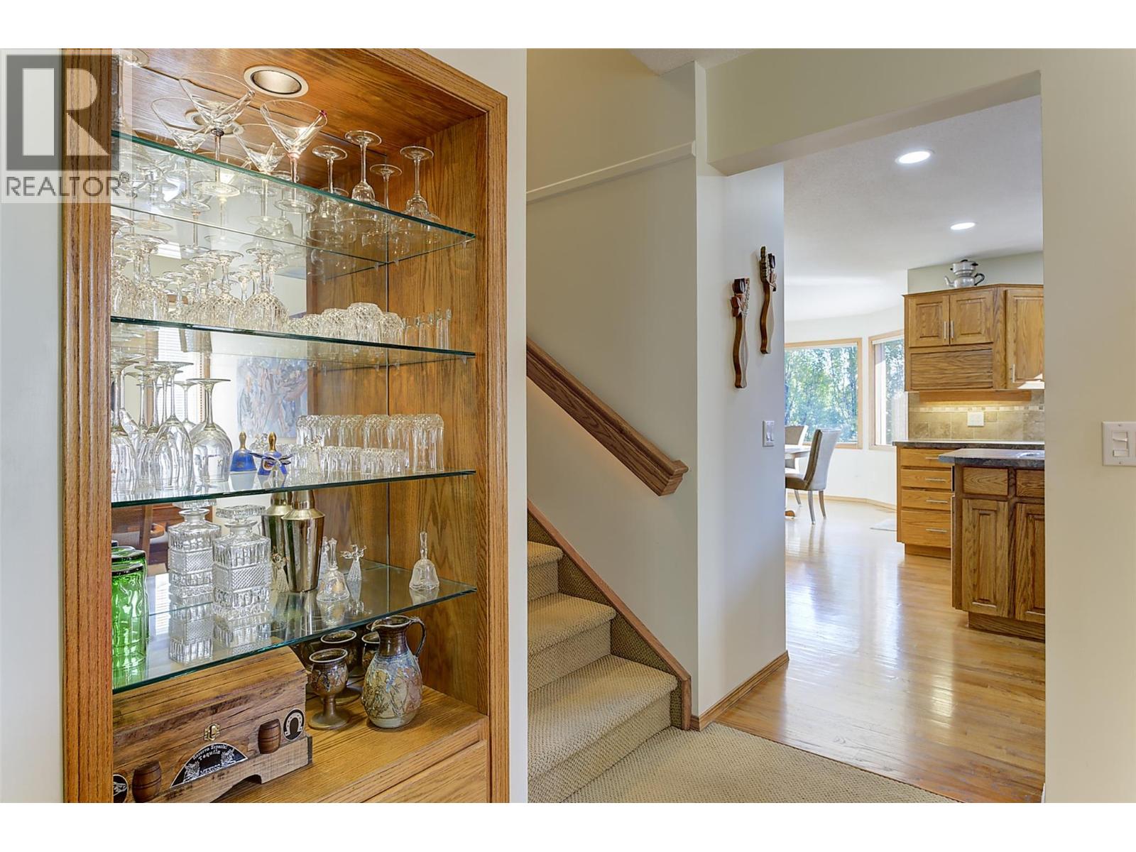  1385 Mountain Avenue, Kelowna