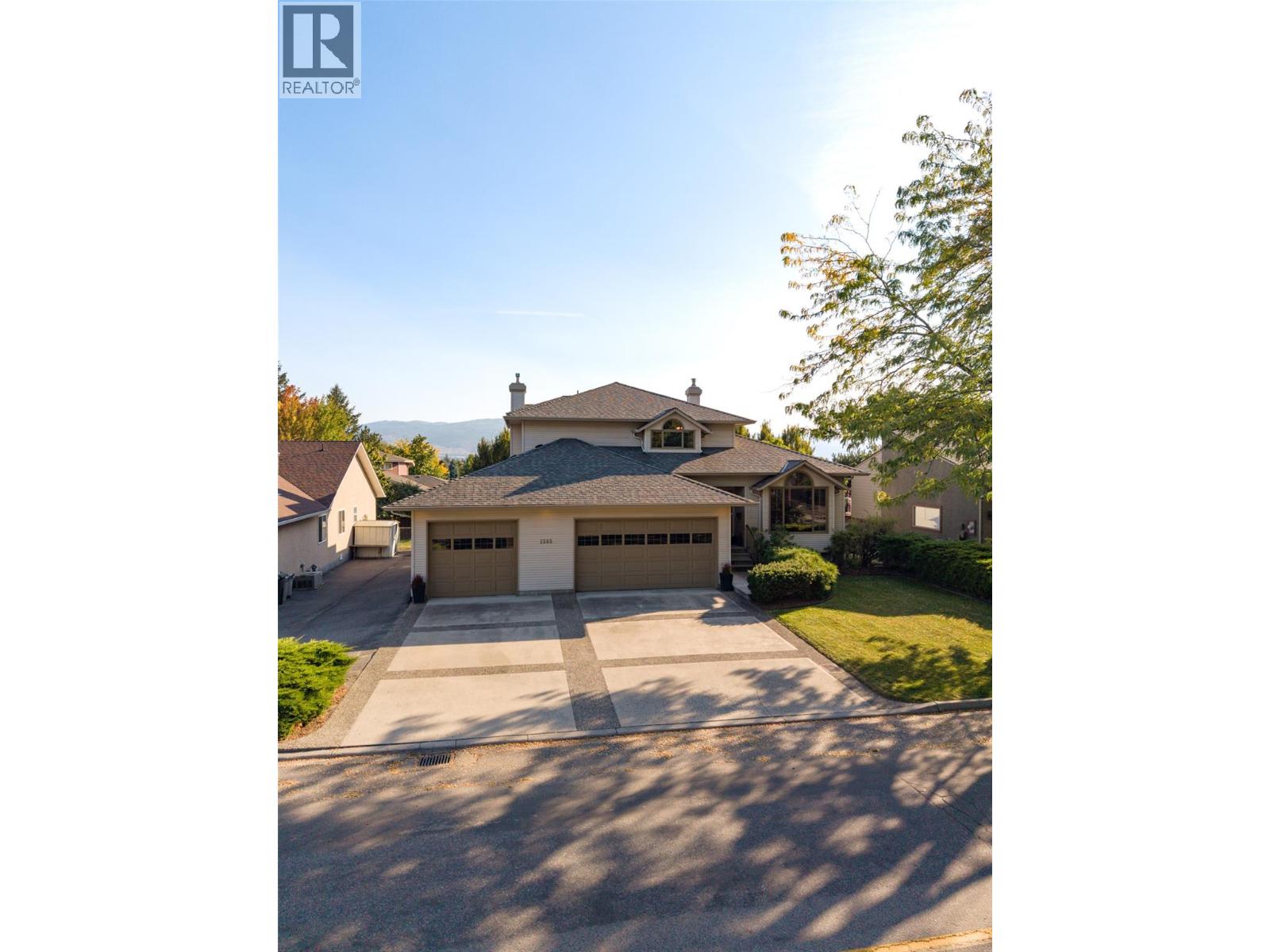  1385 Mountain Avenue, Kelowna