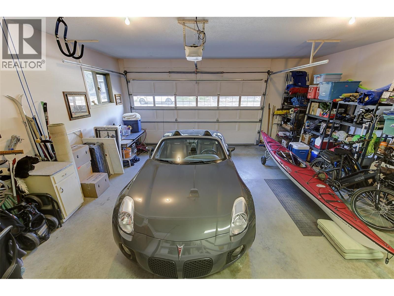  1385 Mountain Avenue, Kelowna