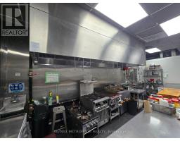 108 - 2377 Highway 2, Clarington, ON L1C5A3 Photo 6