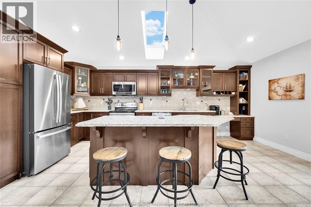 1371 MATTHEW CRESCENT, Lakeshore — photo 10