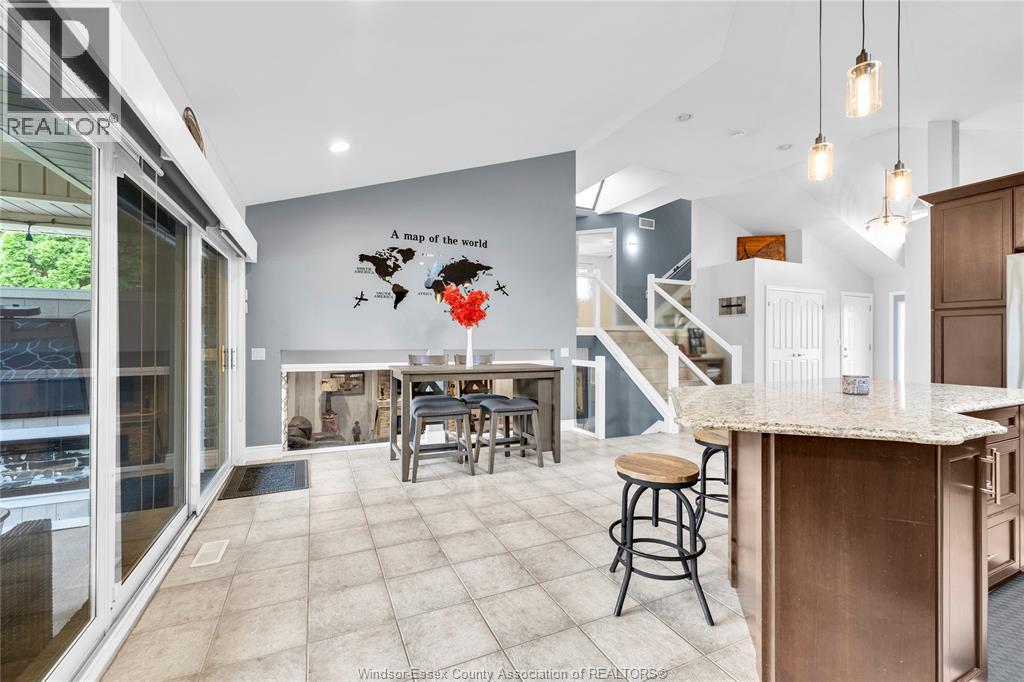 1371 MATTHEW CRESCENT - 13