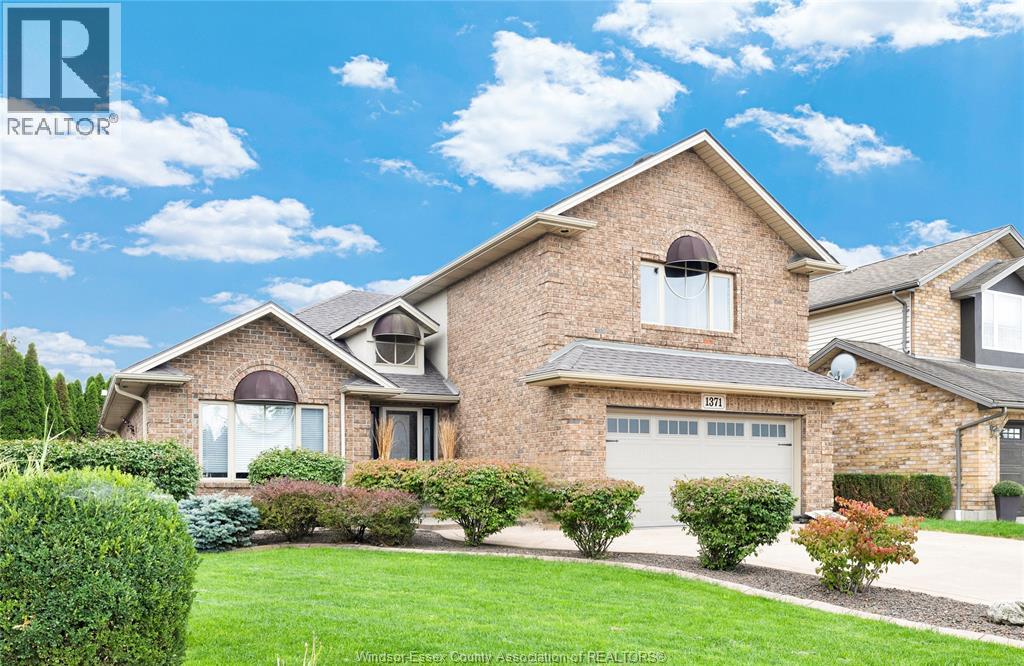 1371 MATTHEW CRESCENT, Lakeshore — photo 3