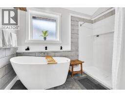 1371 Matthew Crescent, Lakeshore, ON N0R1A0 Photo 23