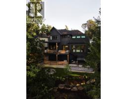3912 Woodlands Pl, Saanich, BC V8N4J8 Photo 54