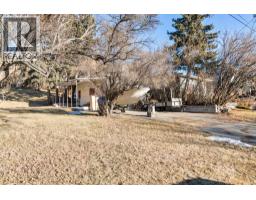 328 Third Street W, Cochrane, AB T4C1Z6 Photo 11