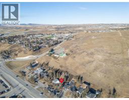 328 Third Street W, Cochrane, AB T4C1Z6 Photo 15