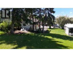 328 Third Street W, Cochrane, AB T4C1Z6 Photo 7