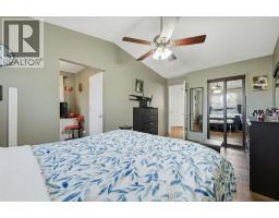 240 Shawinigan Drive Sw, Calgary, AB T2Y3B4 Photo 18