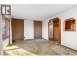 Recreational, Games room - 332 Third Street W, Cochrane, AB T4C1Z6 Photo 9