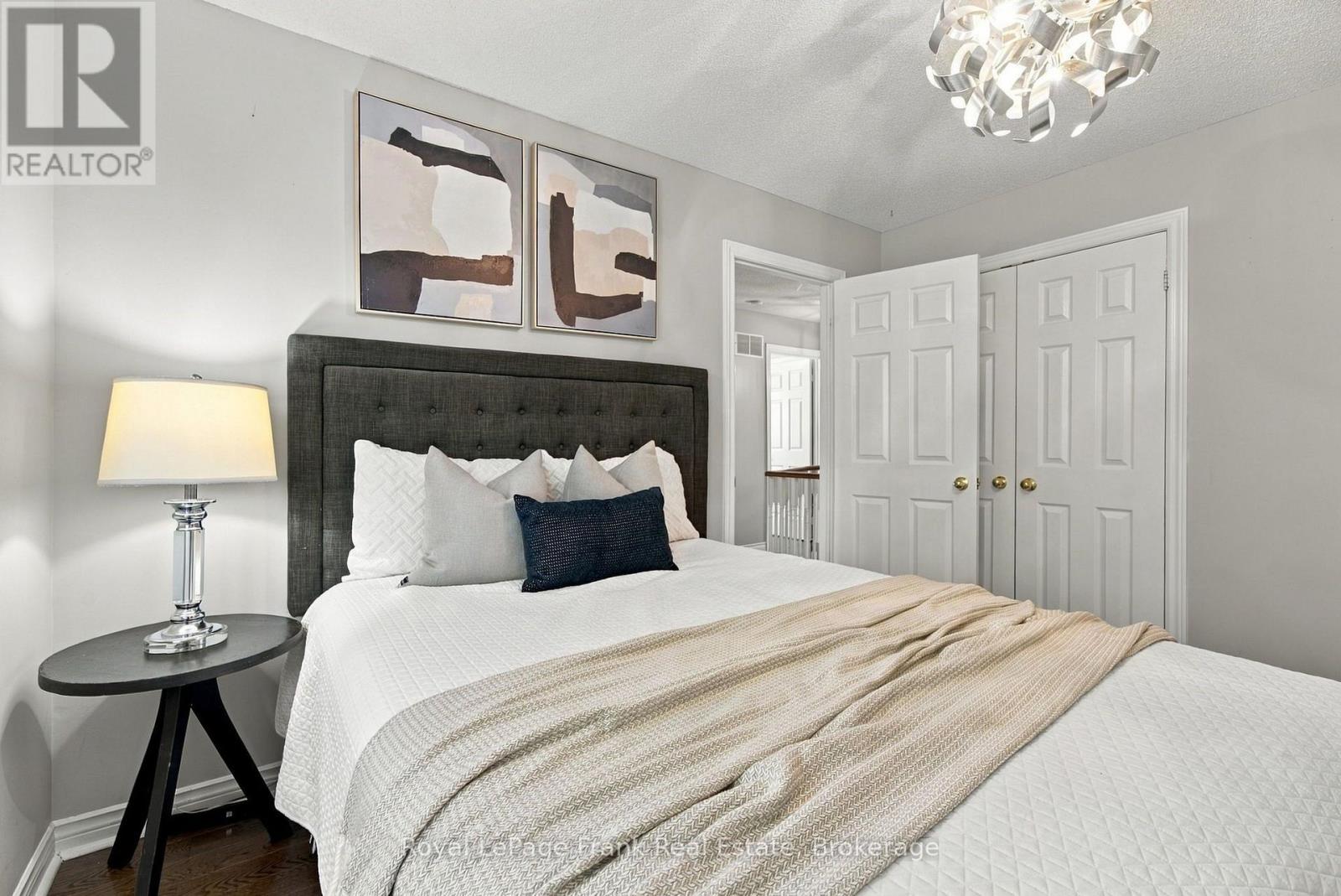 58 PARNELL CRESCENT - Image 22