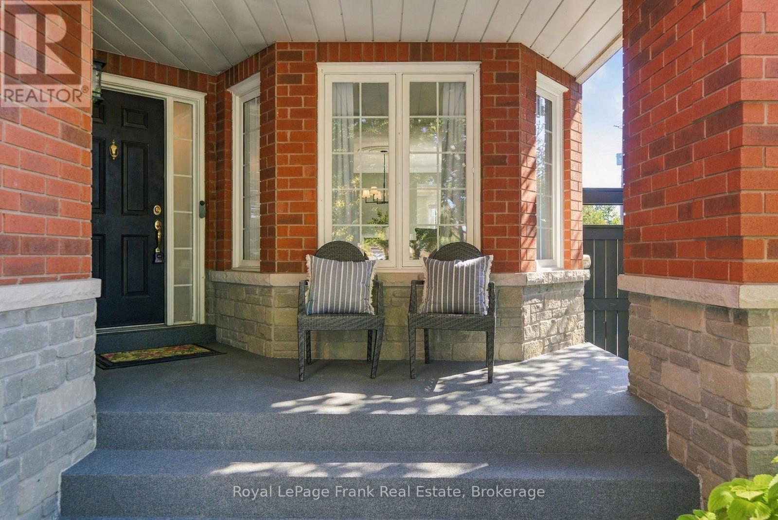 58 PARNELL CRESCENT, Whitby (Pringle Creek) — photo 4