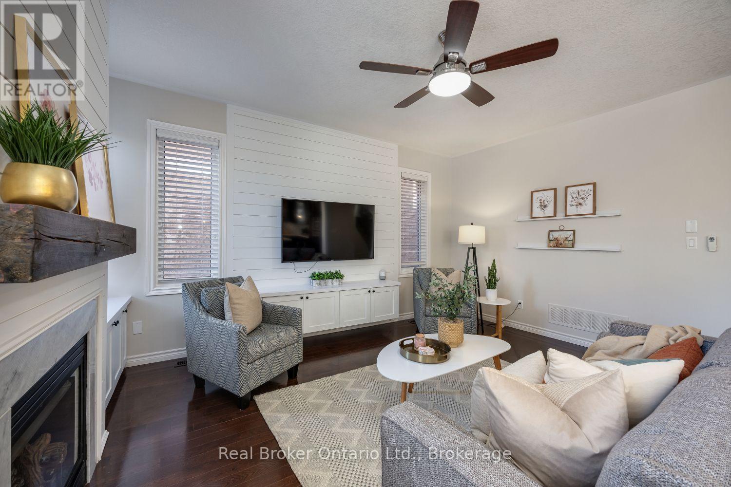 110 SUMERSFORD DRIVE - Image 20