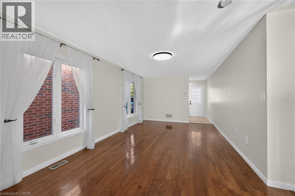 103 EMICK Drive, Ancaster — photo 11