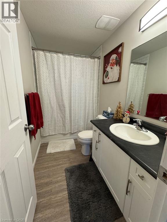 205 RACHEL Crescent Unit# B, Kitchener — photo 6