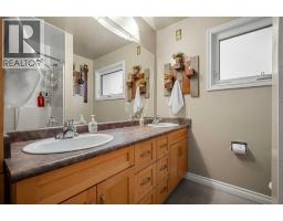 4116 Brisebois Drive Nw, Calgary, AB T2L2E7 Photo 16