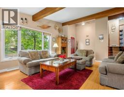 Primary Bedroom - 4116 Brisebois Drive Nw, Calgary, AB T2L2E7 Photo 6