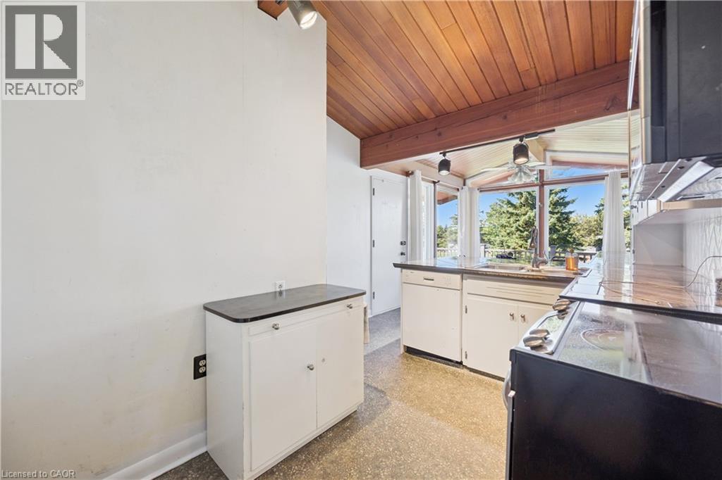 234 BRANT Road - 14