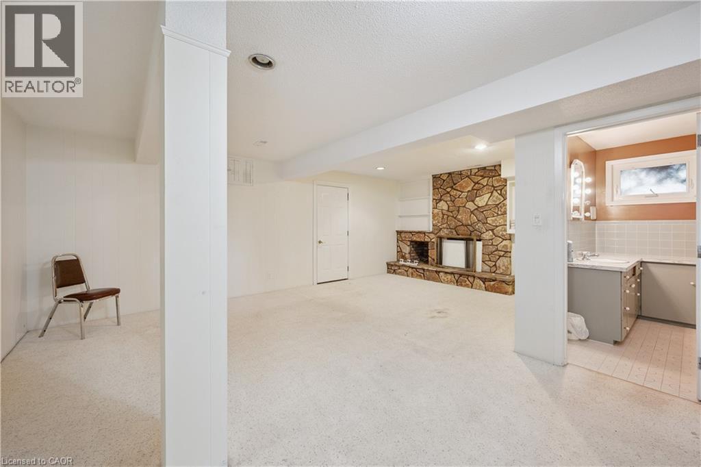 234 BRANT Road - Image 23