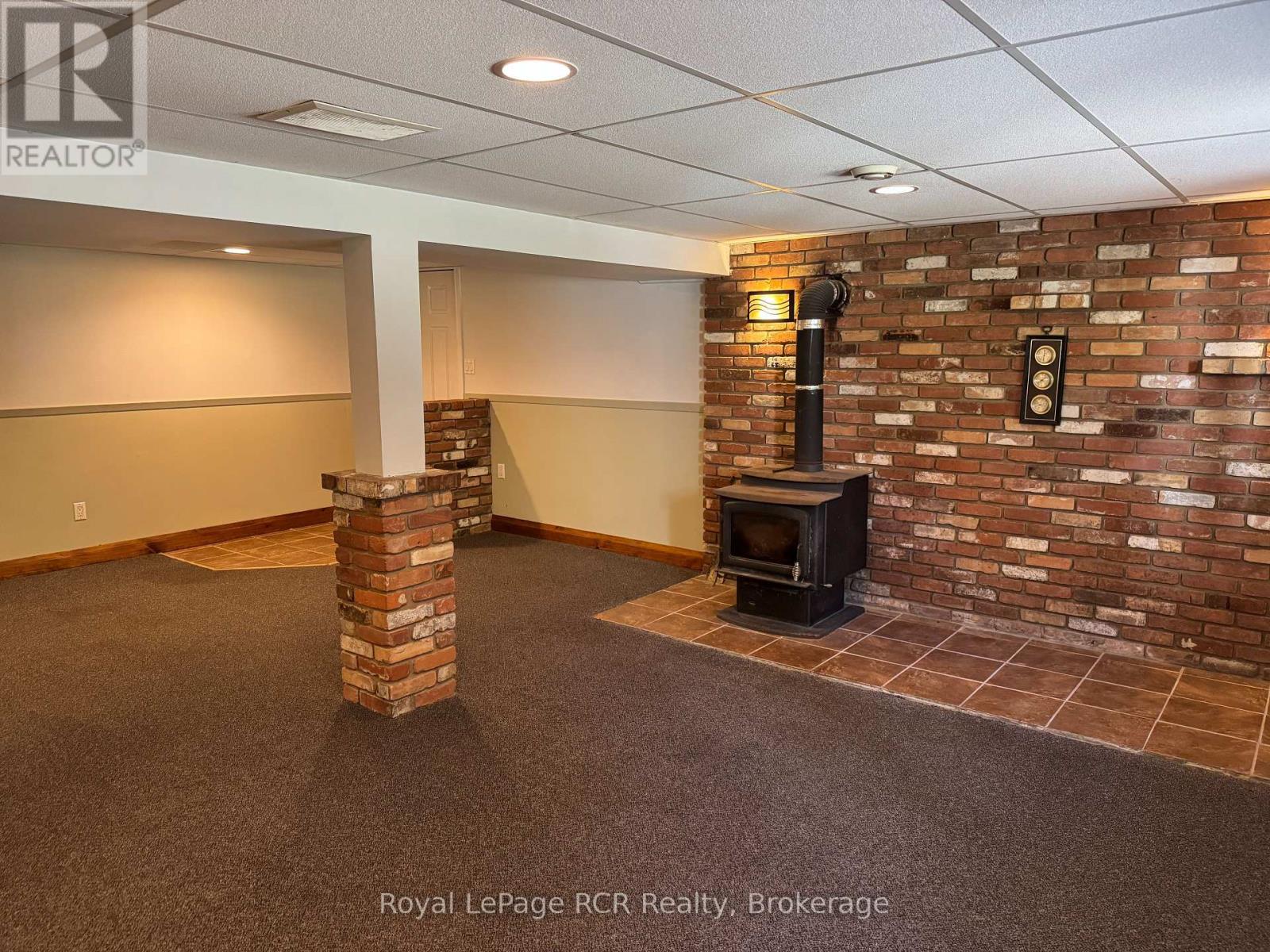 105 MAPLE GROVE LANE - Image 21