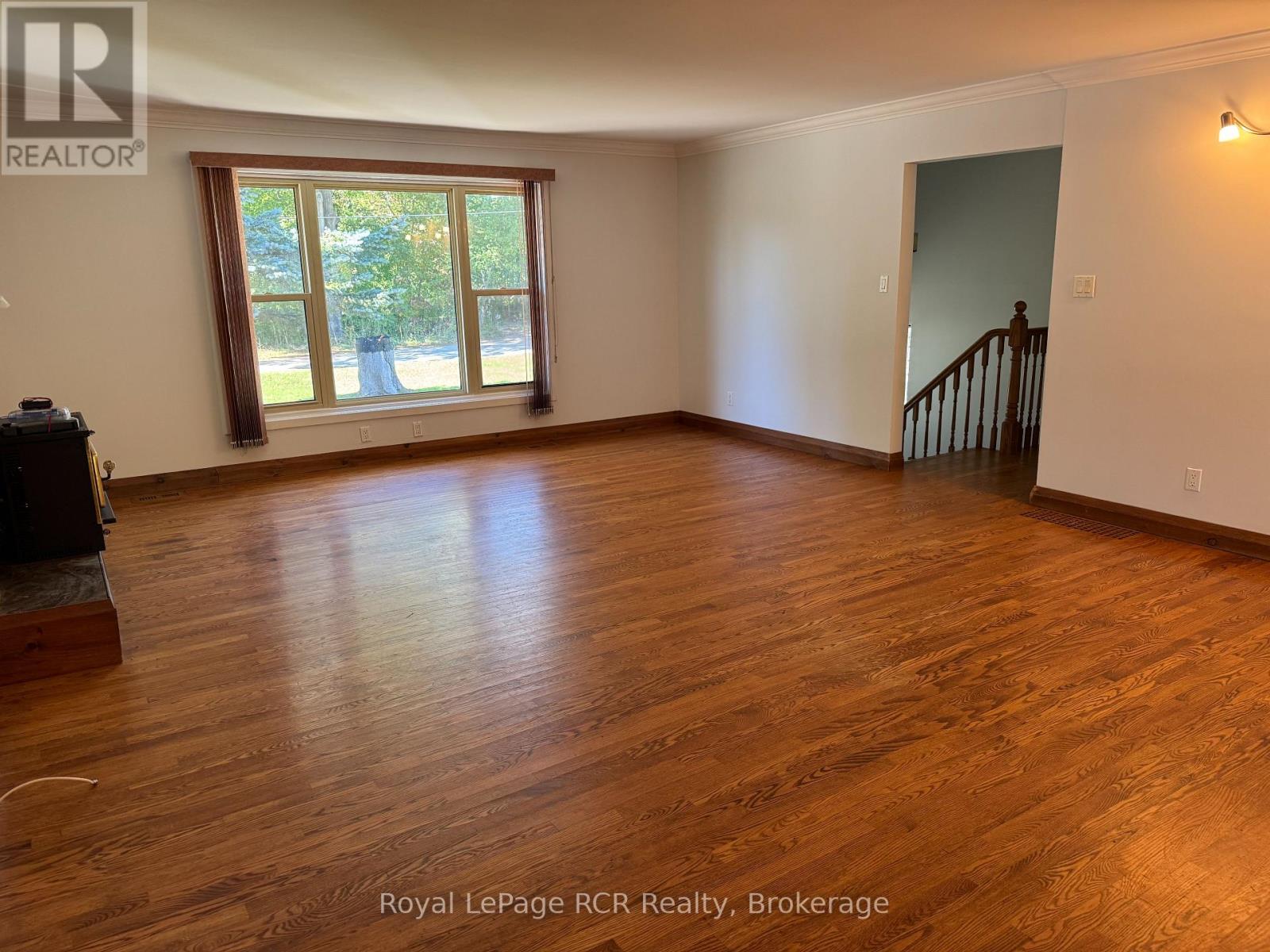 105 MAPLE GROVE LANE - 3