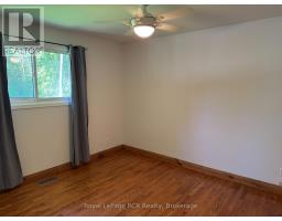 105 Maple Grove Lane, Georgian Bluffs, ON N4K0G2 Photo 14