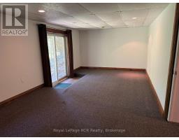 105 Maple Grove Lane, Georgian Bluffs, ON N4K0G2 Photo 22
