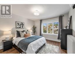 61 Appleton Avenue, Toronto, ON M6E3A4 Photo 14