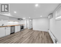 61 Appleton Avenue, Toronto, ON M6E3A4 Photo 27