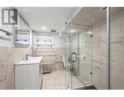 61 Appleton Avenue, Toronto, ON M6E3A4 Photo 33