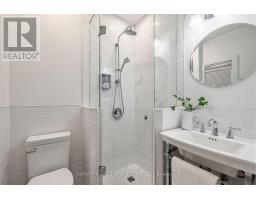 Office - 61 Appleton Avenue, Toronto, ON M6E3A4 Photo 9