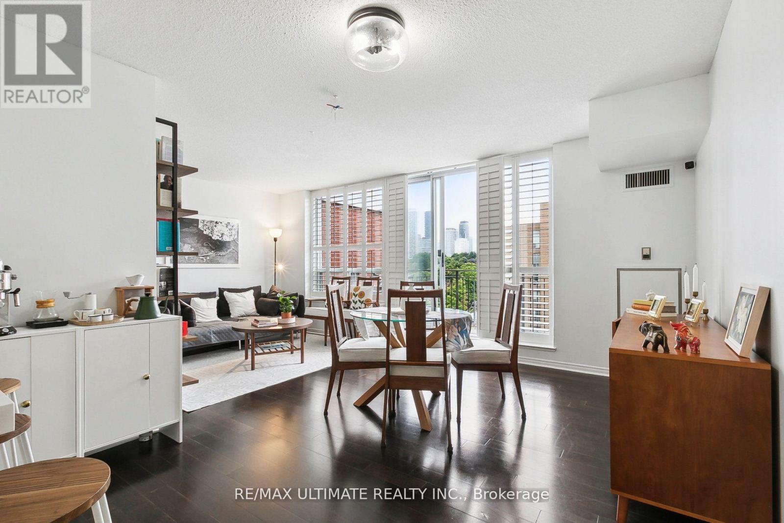 #PH14 300 BALLIOL STREET - 14