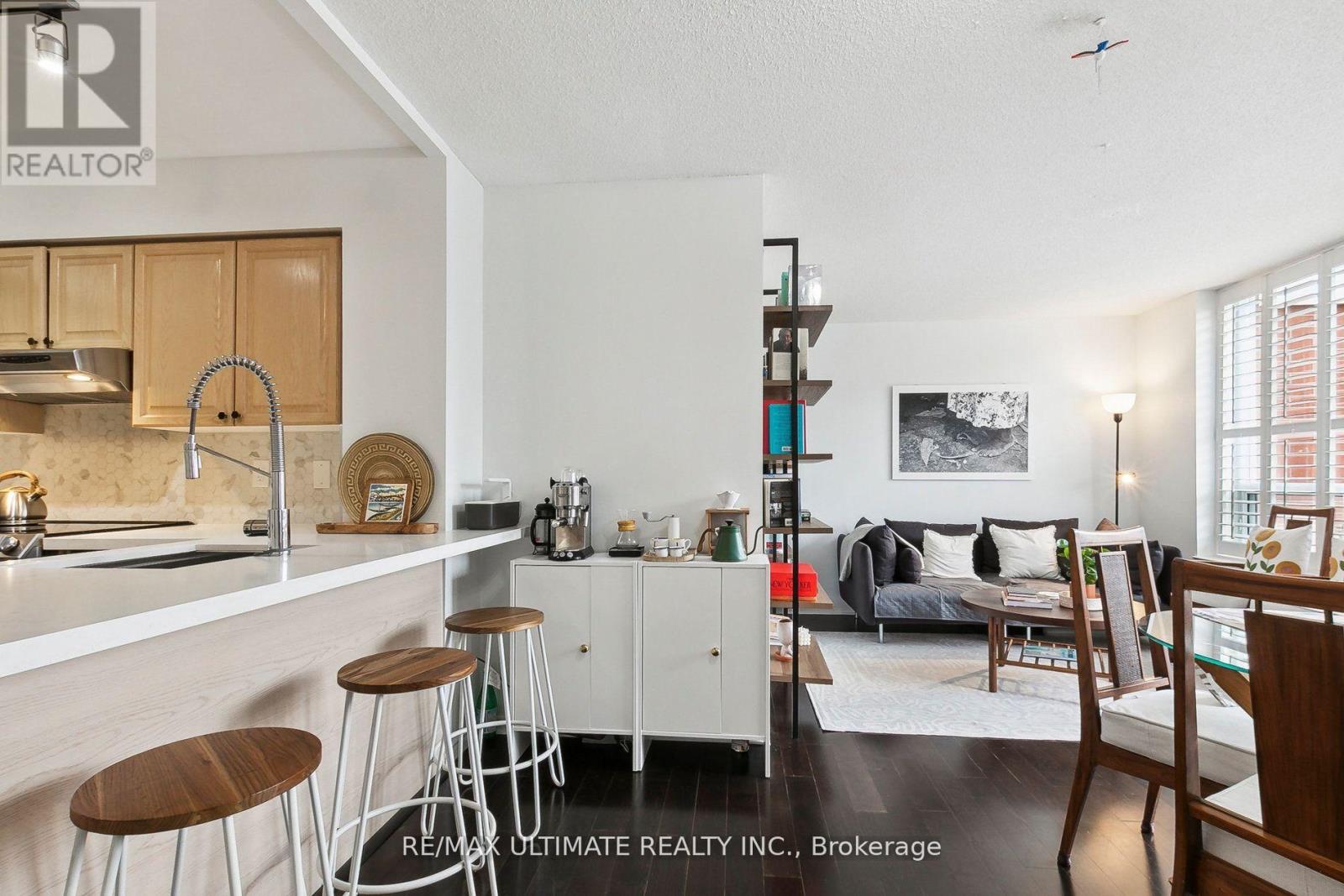 #PH14 300 BALLIOL STREET - 7