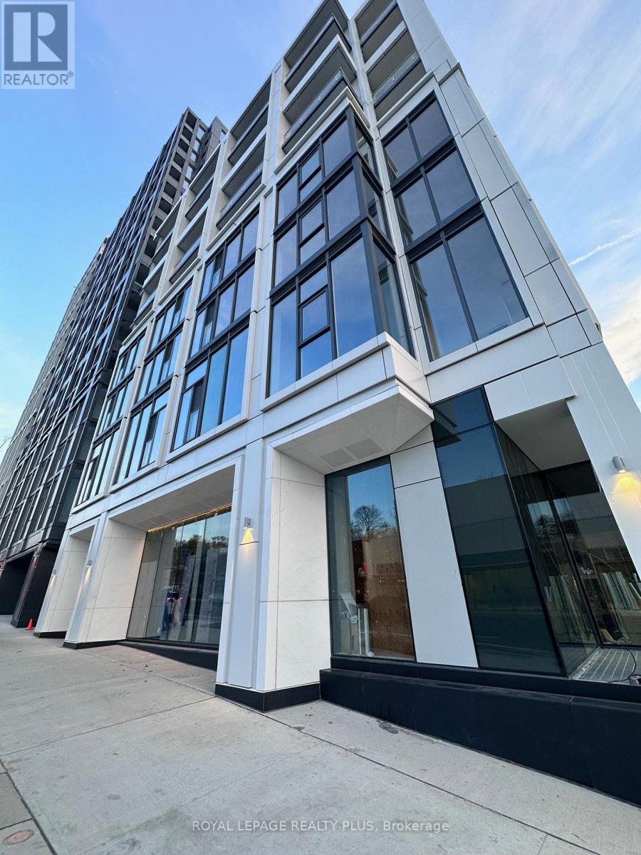 Photo of 2020 Bathurst Street